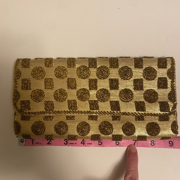 Vintage beaded Gold Clutch Bag - Picture 6 of 7